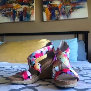 Adrienne Vittadini Wedges